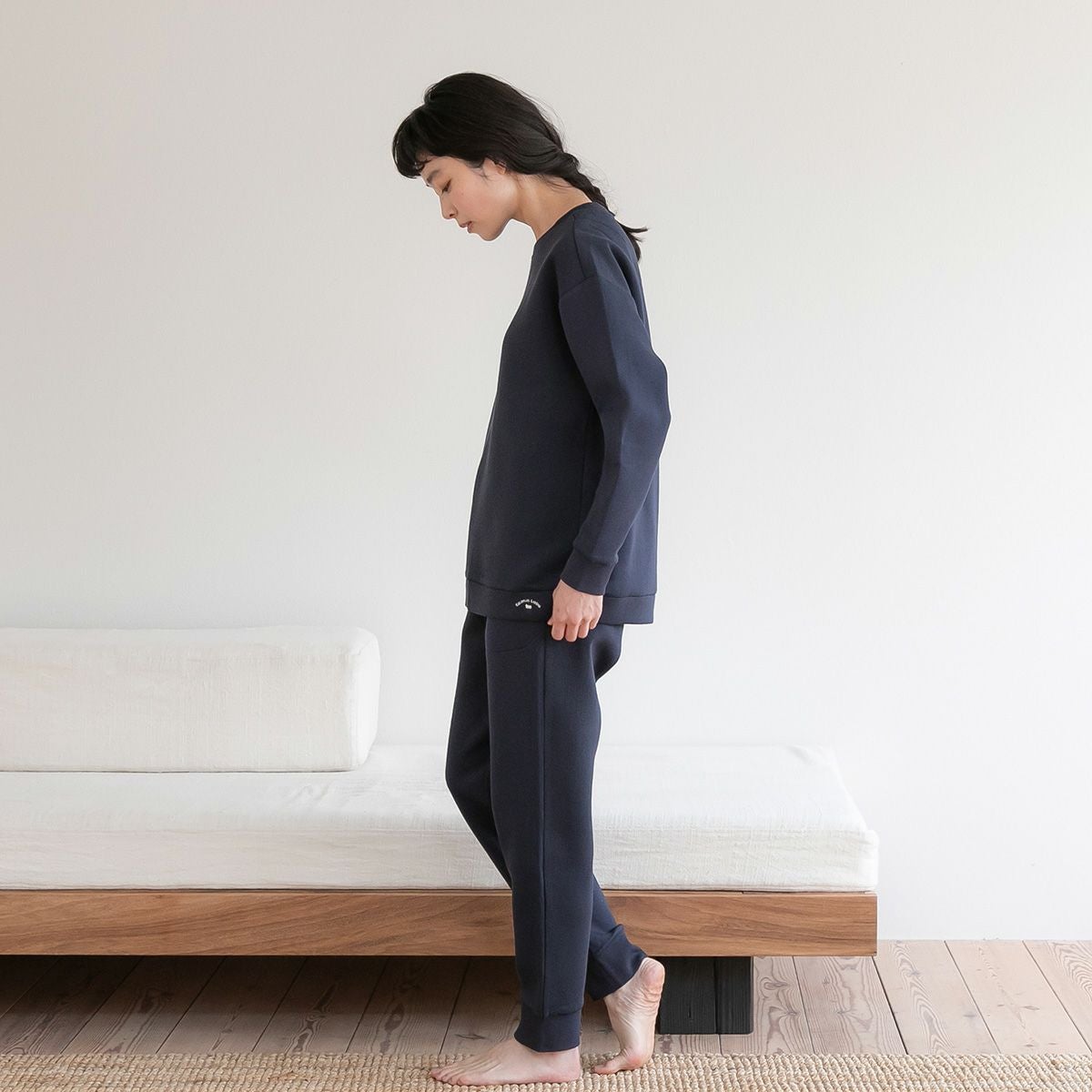 【Kaimin Labo】『快眠ラボあったかスーパーダンボールトレーナー　ボーダーグレー』睡眠の質は体温で決まる！体温で温める光電子パジャマ メンズ｜光電子(R)スーパーキルト 無地 テーラーパジャマ｜快眠ラボ